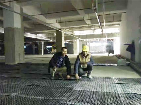 筑鵬PVC排水板產品質量好，使用壽命長！